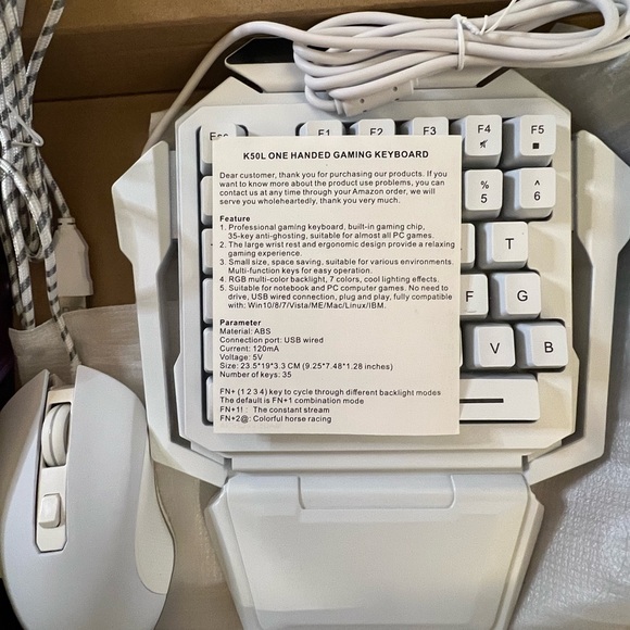 RGB One-Handed Gaming Keyboard & Mouse - Picture 10 of 10